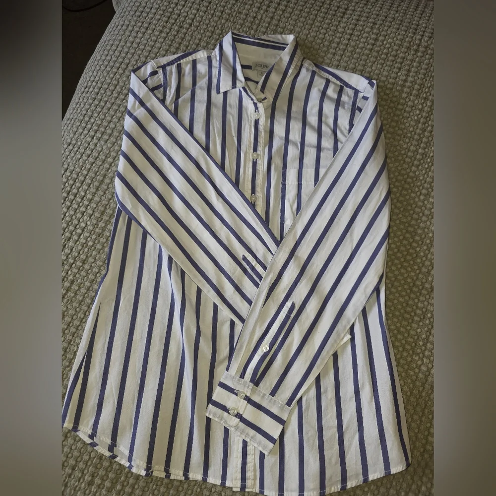 J Crew Shirt Womens Small Button Up Blue White Cotton Stripe Casual Size Small